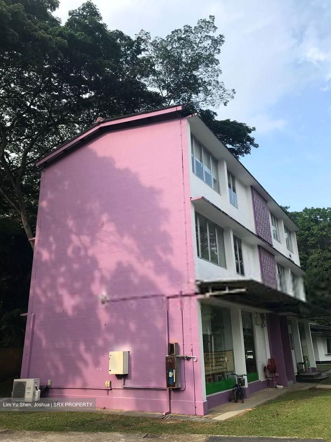 Upper Bukit Timah Road (D23), Retail #473593411